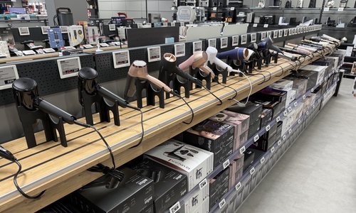 Ein Blick in den neuen expert-Markt in Peine.