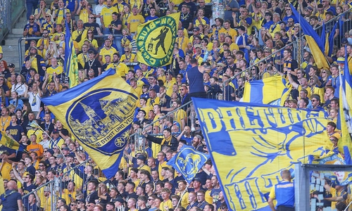 Fans von Eintracht Braunschweig (Archiv)