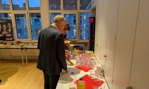 Das Buffet darf nicht fehlen.