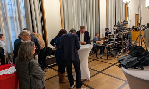 Vertreter der SPD bei der Wahlparty im Rathaus.