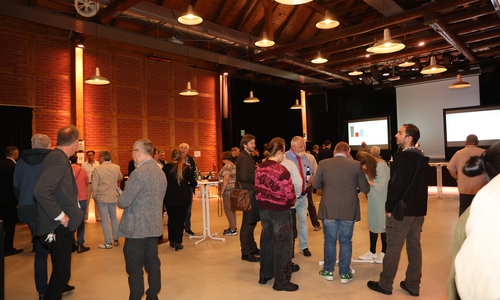 Wahlparty in der Kulturscheune.