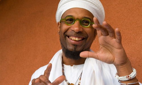 Der weltweit renommierte Jazz-Pianist Omar Sosa könnte bald in einem Dorf im Landkreis Gifhorn auftreten