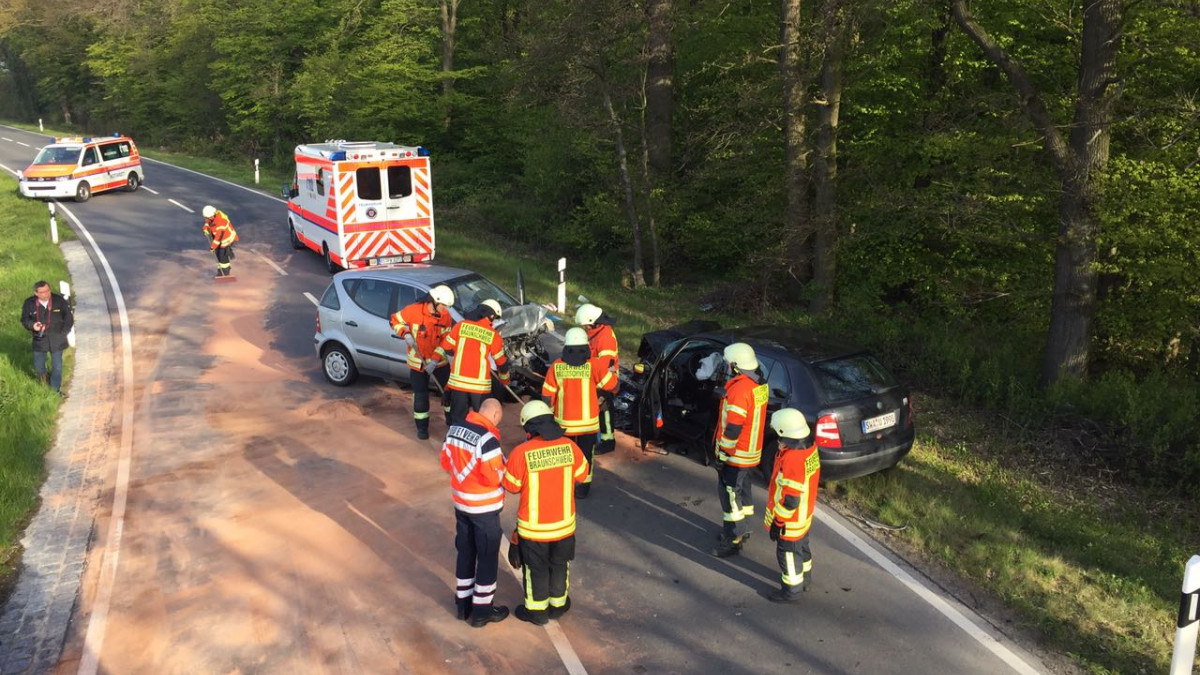 Zwei Schwerverletzte bei Frontalzusammenstoß | regionalHeute.de