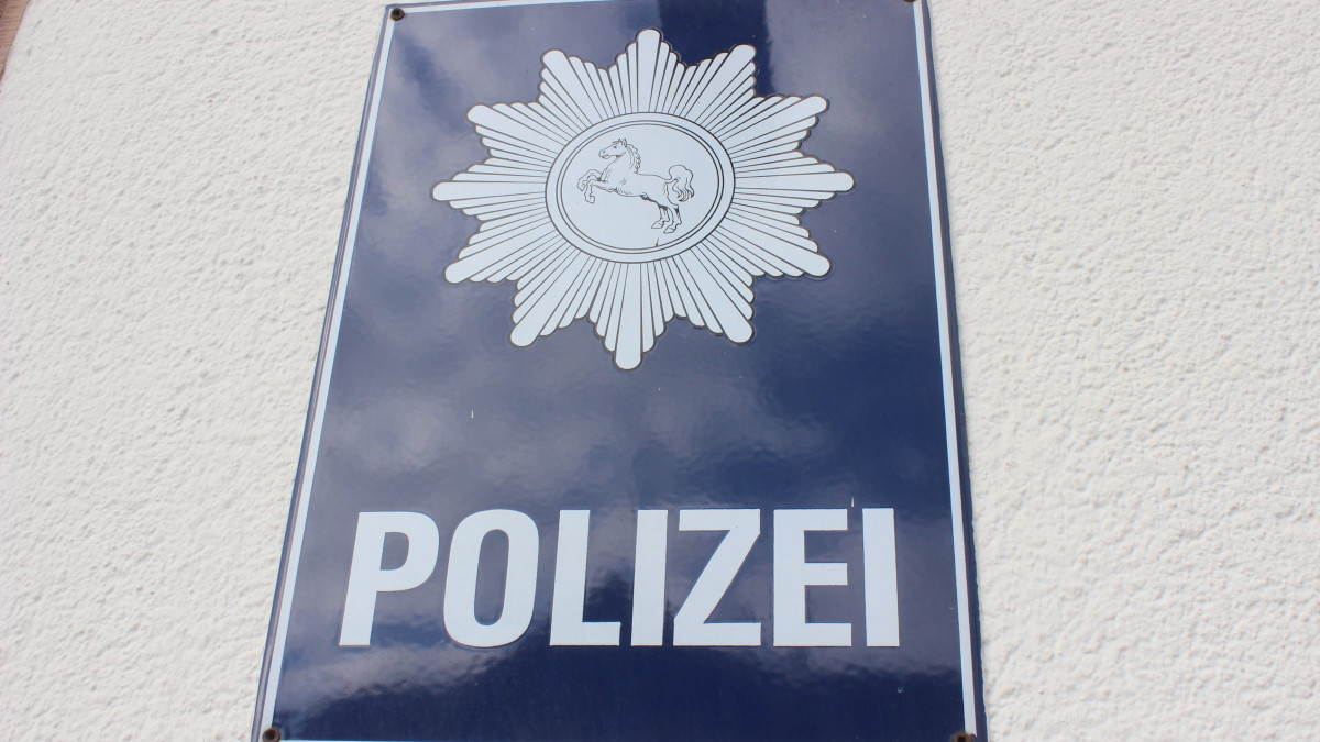 E-Scooter-Fahrer-ohne-Versicherung-gestoppt-Es-gibt-weiteren-Verdacht
