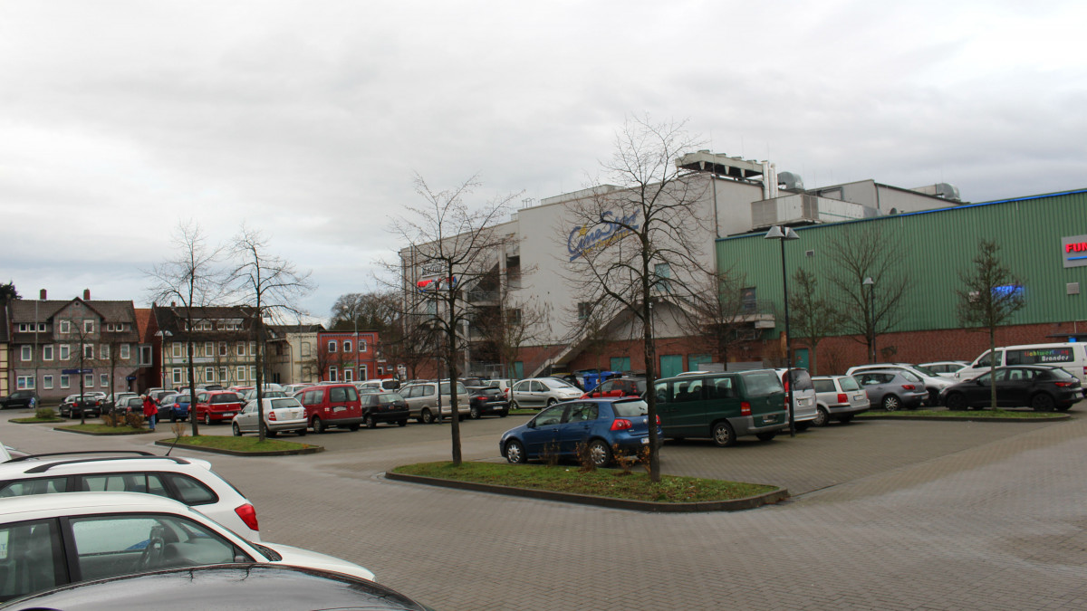 Umbaupl-ne-am-Bahnhof-Wird-das-Parken-bald-kostenpflichtig-