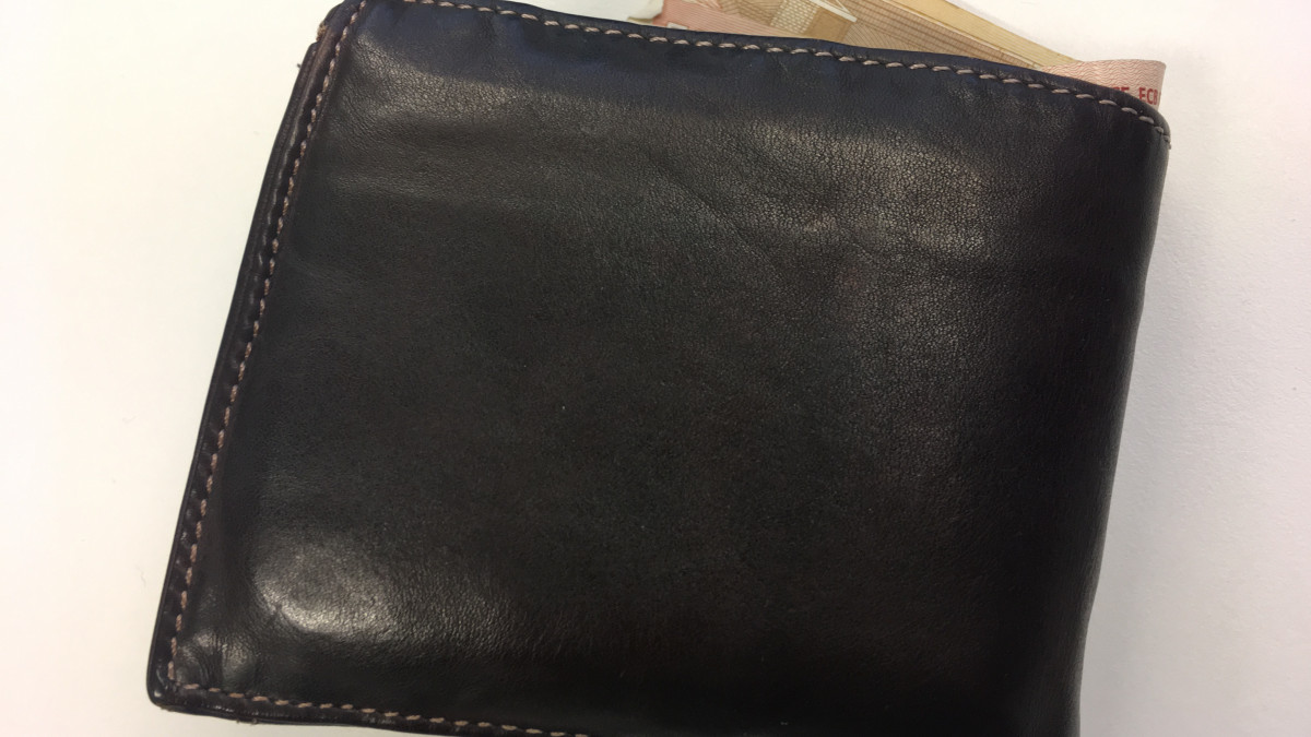 Geldb-rse-in-Drogerie-gestohlen-Doch-die-Tat-wurde-gefilmt