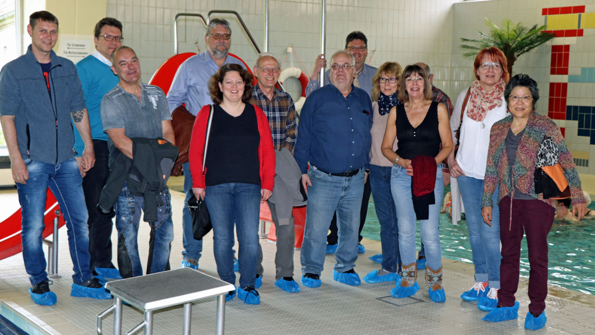 SPDFraktion besichtigt Büddenstedter Schwimmbad regionalHeute.de