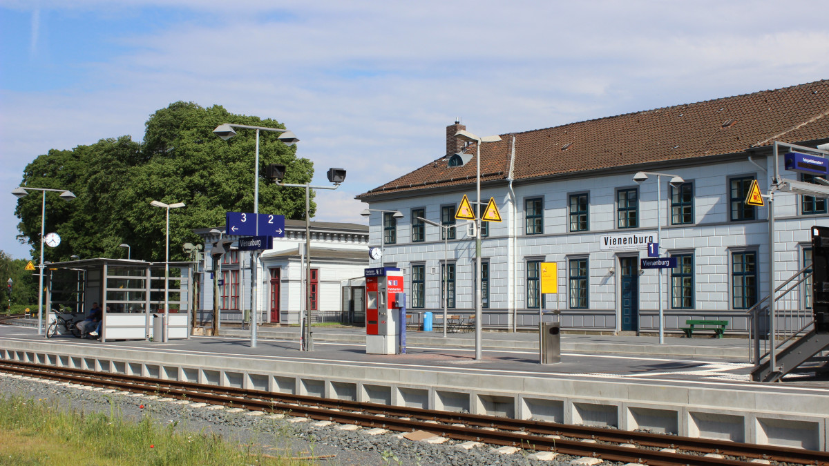 Vandalismus Am Historischen Bahnhof In Vienenburg | RegionalHeute.de