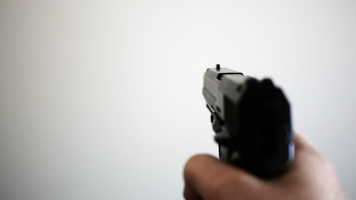 Bewaffneter-Tankstellenraub-Polizei-fahndet-nach-T-ter