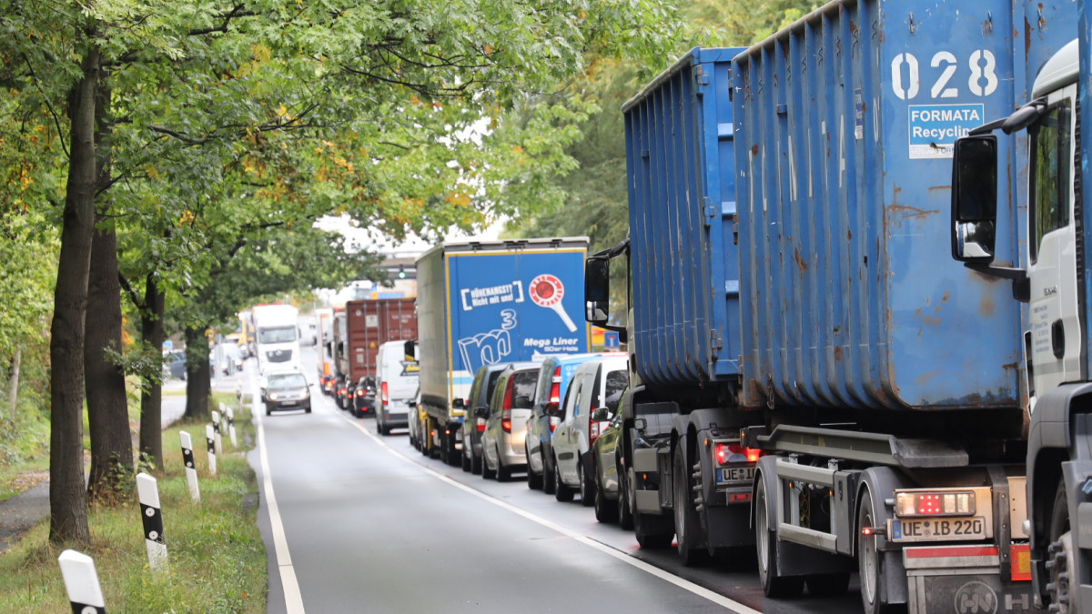 Verkehrschaos-in-Bevenrode-nach-Vollsperrung-der-A2-Gibt-es-Konsequenzen-