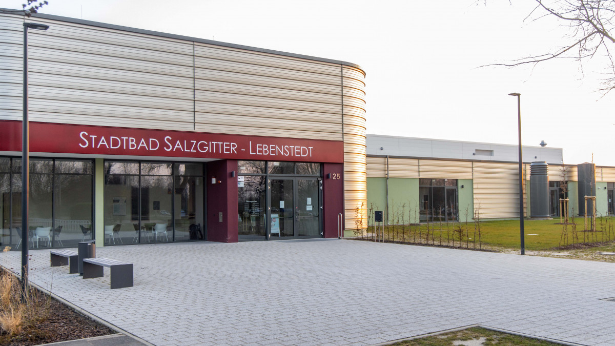 Grundschule An Der Wiesenstraße Salzgitter Bad School’s Out: Wasserrattenparty im Stadtbad Salzgitter | regionalHeute.de