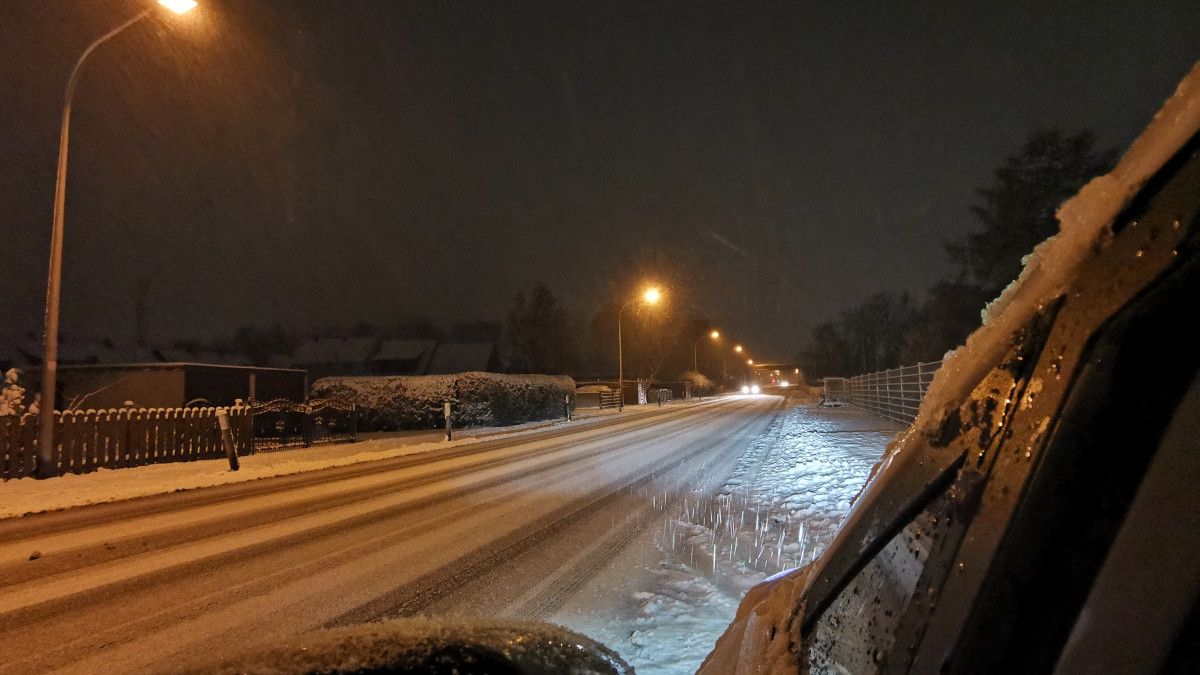 Wintereinbruch-ADAC-gibt-Tipps-f-r-Fahrten-bei-Schnee-und-Eis