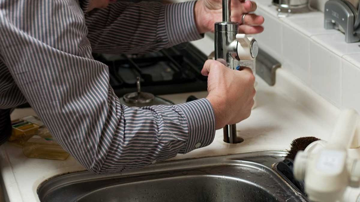 Renovieren-ohne-rger-So-sch-tzen-sich-Verbraucher-vor-Kostenfallen