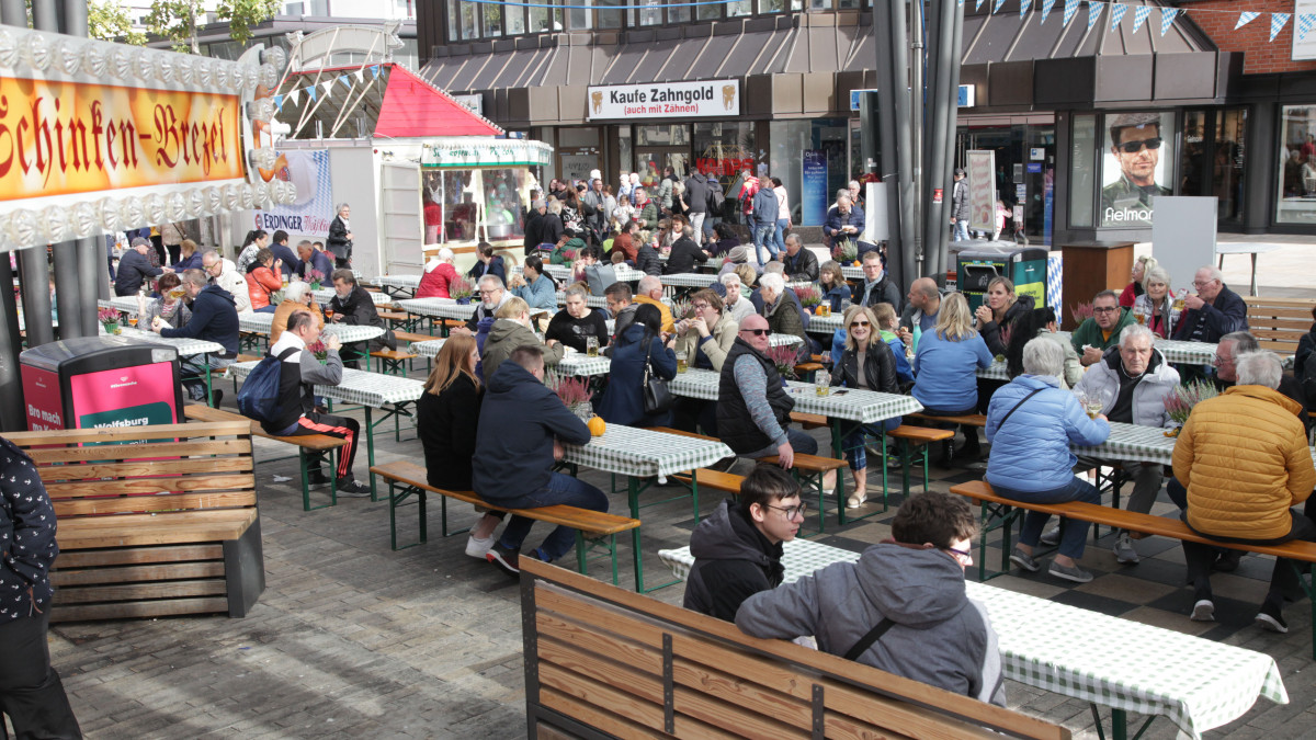 Verkaufsoffener Sonntag: Positive Bilanz Zum Shopping-Oktoberfest ...