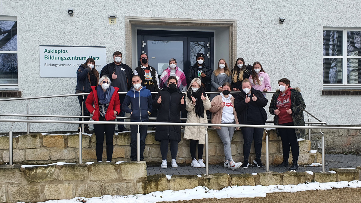 Goslar: 16 neue Schüler:innen beginnen ihre Ausbildung zur Pflegekraft ...