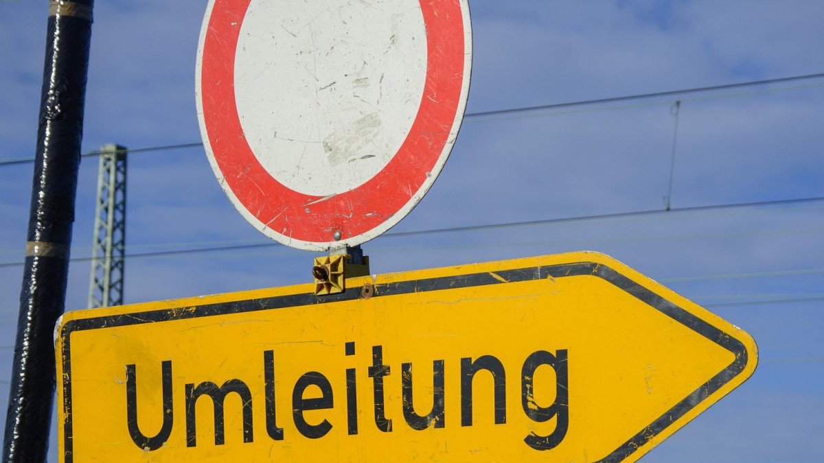 Umleitung-in-Wendeburg-Bauarbeiten-f-hren-zu-Stra-ensperrung