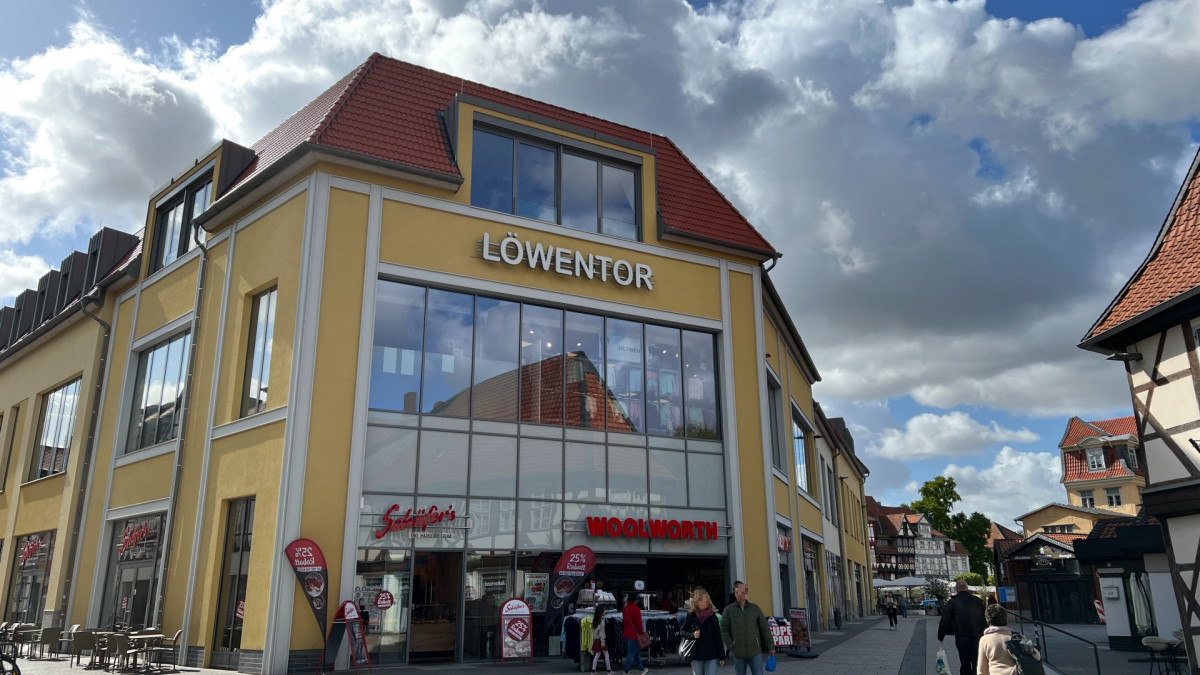 Vertrag-unterschrieben-Wer-jetzt-ins-L-wentor-einzieht