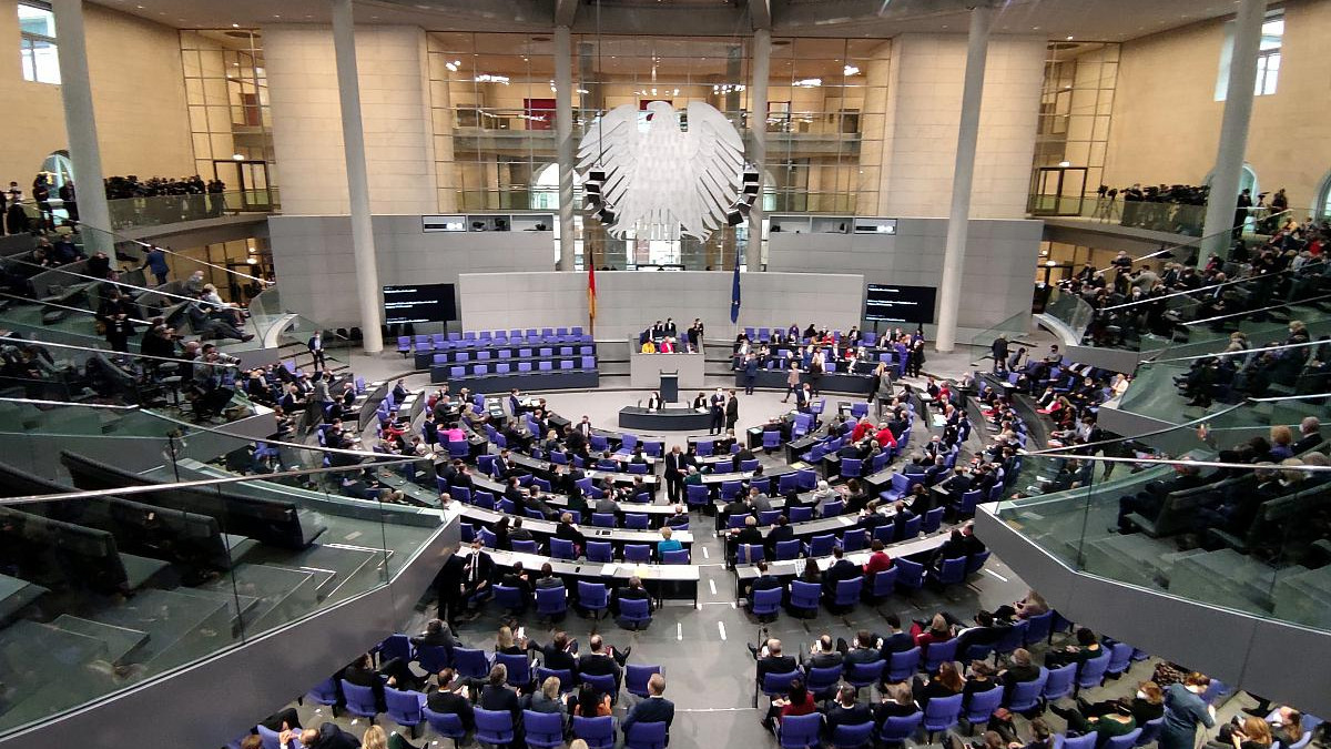 Bundestag Erkennt Verfolgung Von Jesiden Durch Is Als Völkermord An Regionalheutede