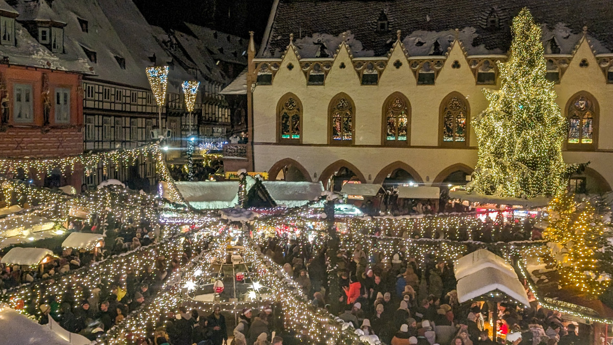 Mehr-Leben-in-der-winterlichen-Innenstadt-Kommt-jetzt-der-Wintermarkt-