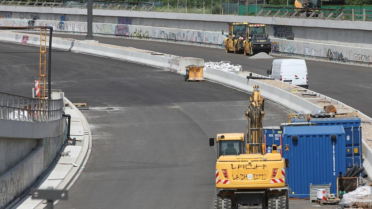 Bund Investiert Rekordsumme In Autobahnausbau | RegionalHeute.de