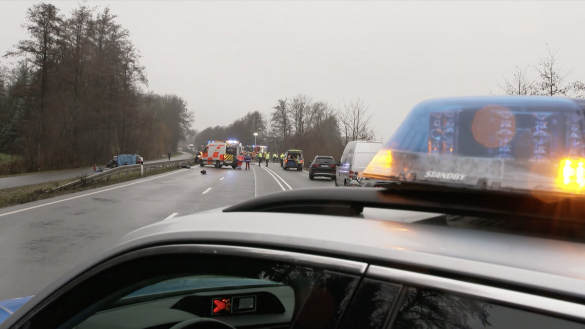 Harz: Drei Tote Bei Schrecklichem Unfall Auf Der B82 | RegionalHeute.de