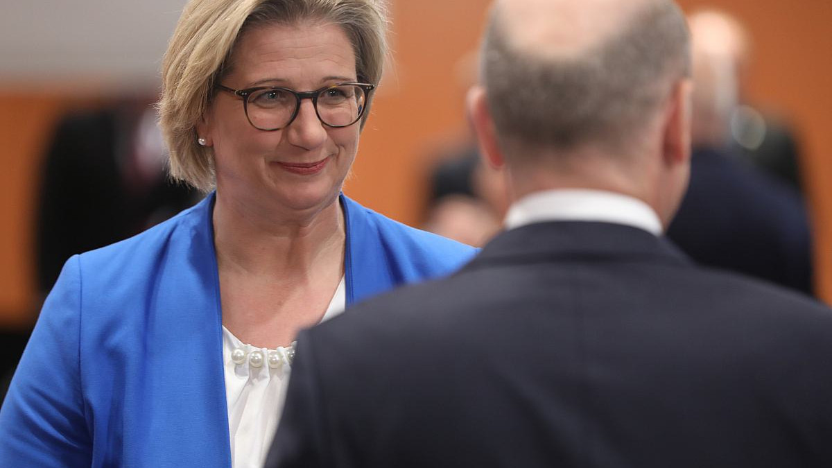 Saarlands Ministerpräsidentin für Aussetzen der Schuldenbremse