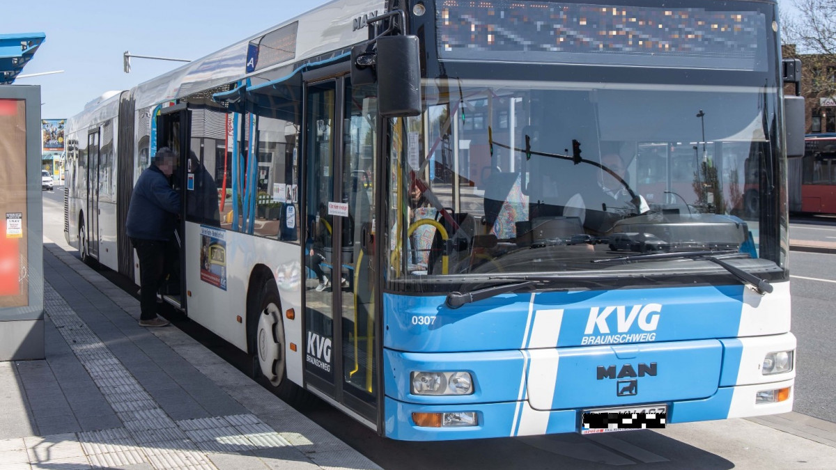 Verdi-bestreikt-KVG-Stillstand-im-Linien-und-Sch-lerverkehr