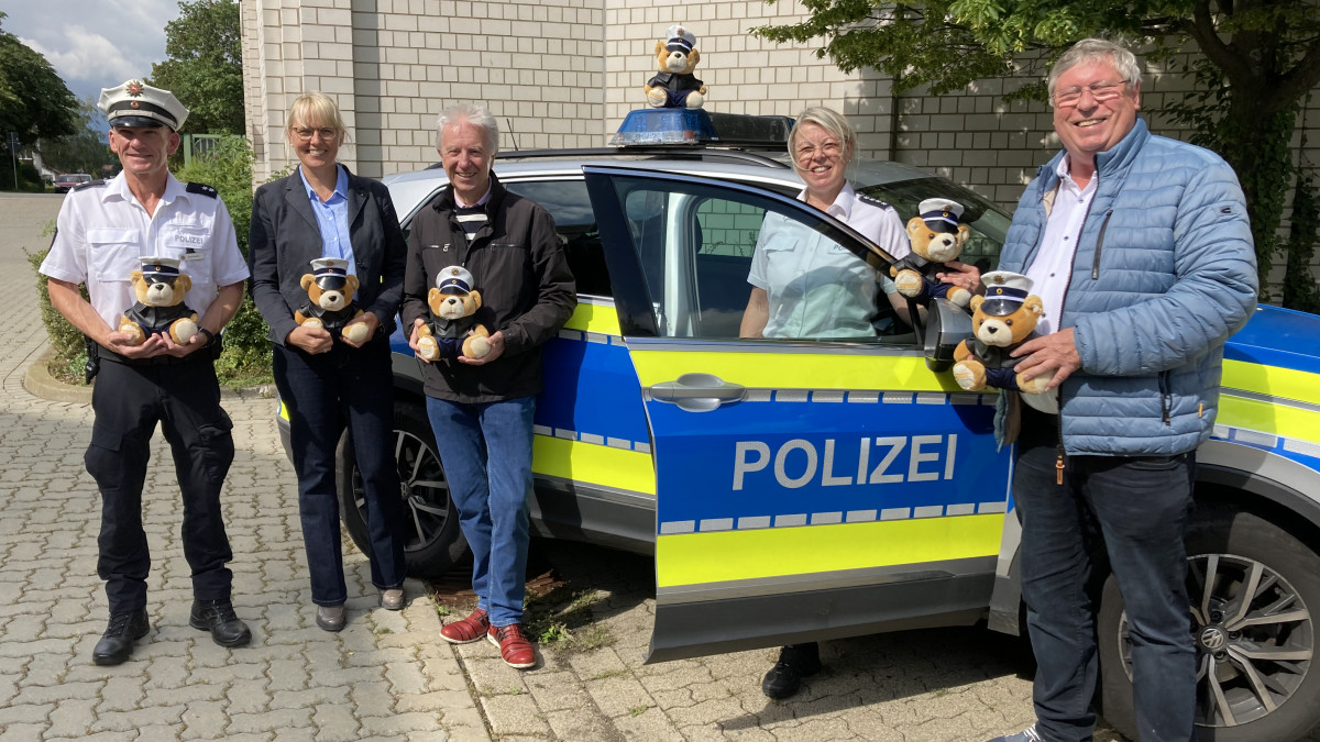 Polizei Goslar Bekommt Teddys Als Tröster Für Kinder | RegionalHeute.de