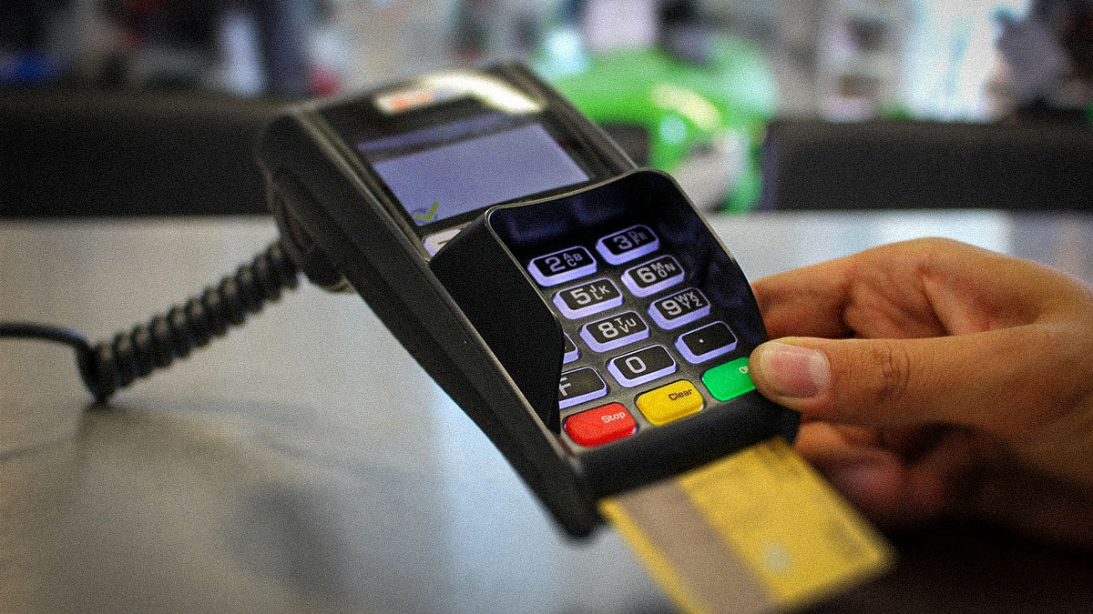 Bezahlkarte-f-r-Asylbewerber-So-l-uft-die-Umsetzung-im-Landkreis