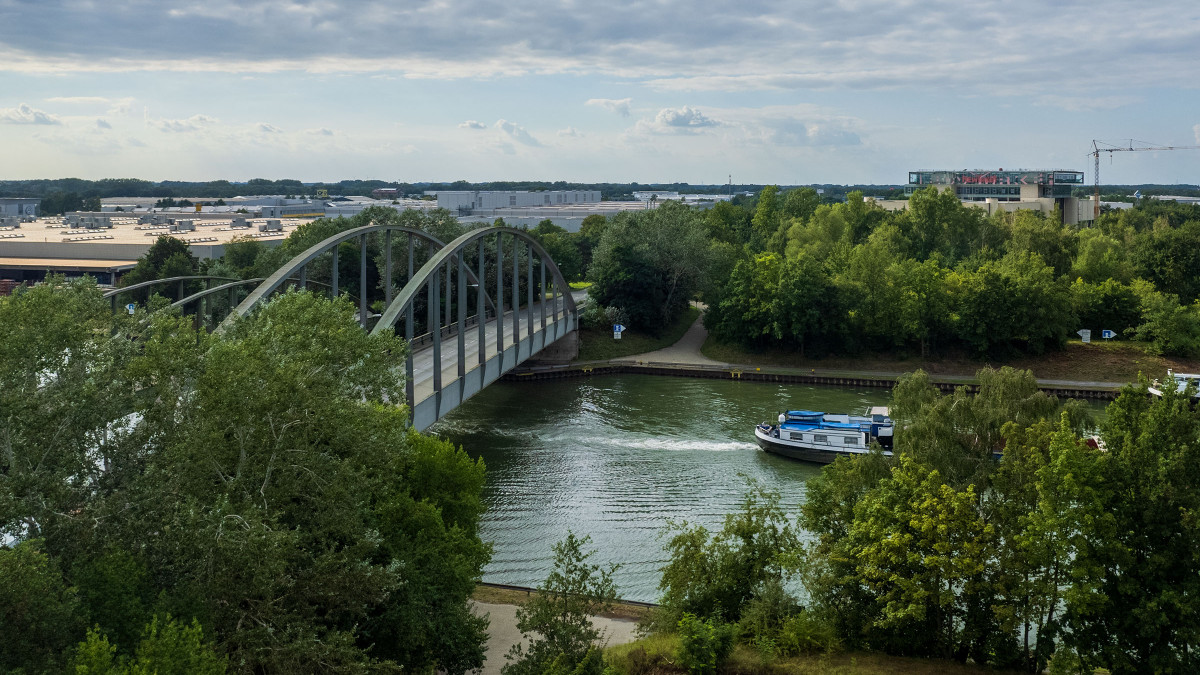 Trotz-Winter-Sch-den-an-Kanalbr-cke-fristgerecht-repariert