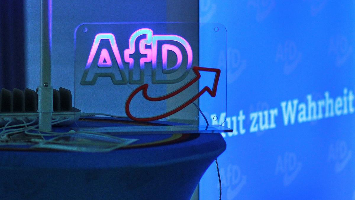 The majority of East German companies also see AfD as a risk