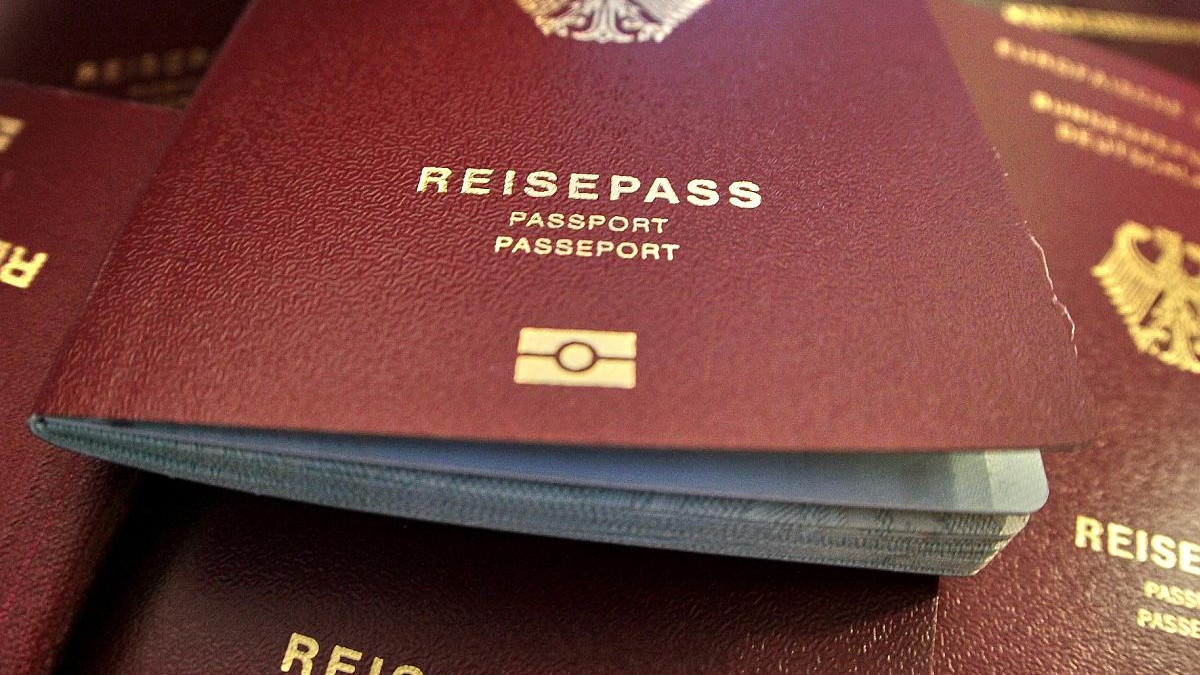 Reisepass-beantragen-Was-er-kostet-und-wie-lange-es-dauern-kann