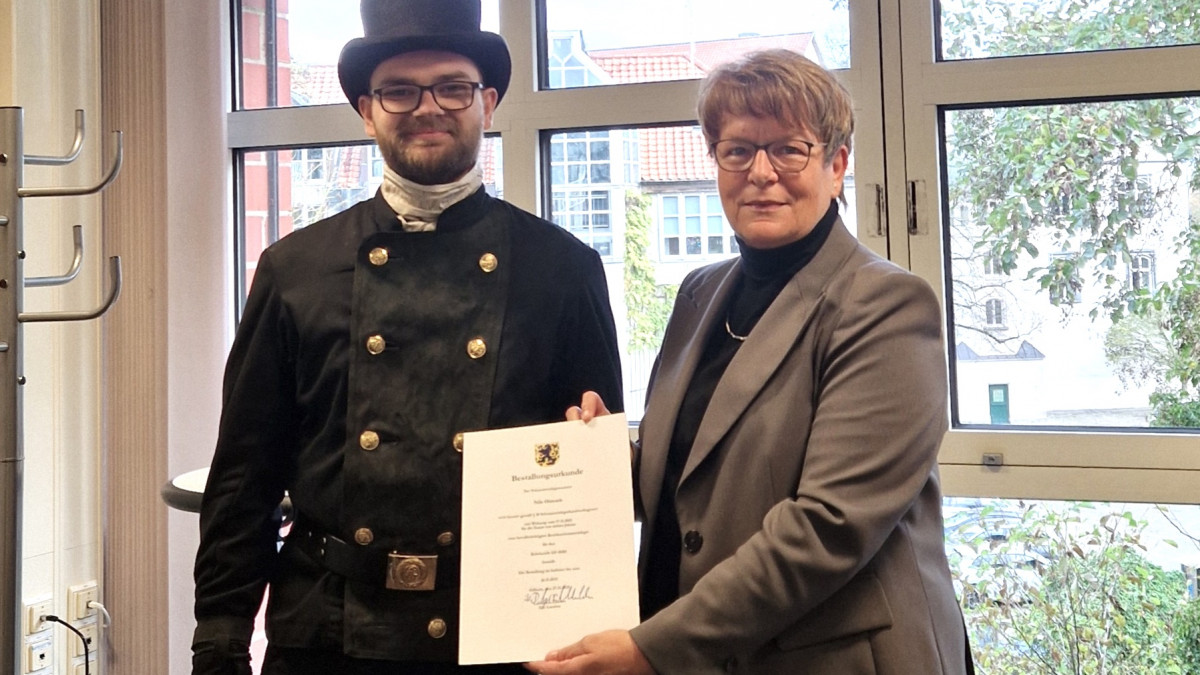 Nils-Orzesek-ist-neuer-Bezirksschornsteinfeger