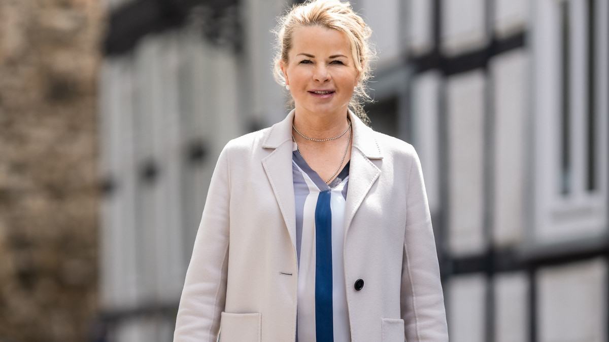 Gru-wort-der-Oberb-rgermeisterin-Mit-Zuversicht-nach-vorne-schauen-