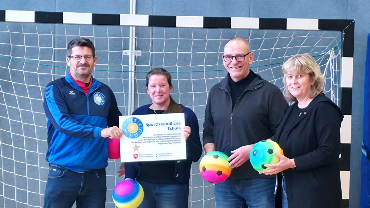 Fr-belschule-erneut-als-Sportfreundliche-Schule-ausgezeichnet