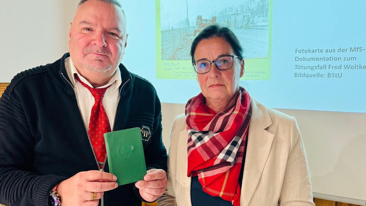 Verraten-und-Verkauft-DDR-Zeitzeugenbericht-ber-Flucht-Haft-und-Freikauf