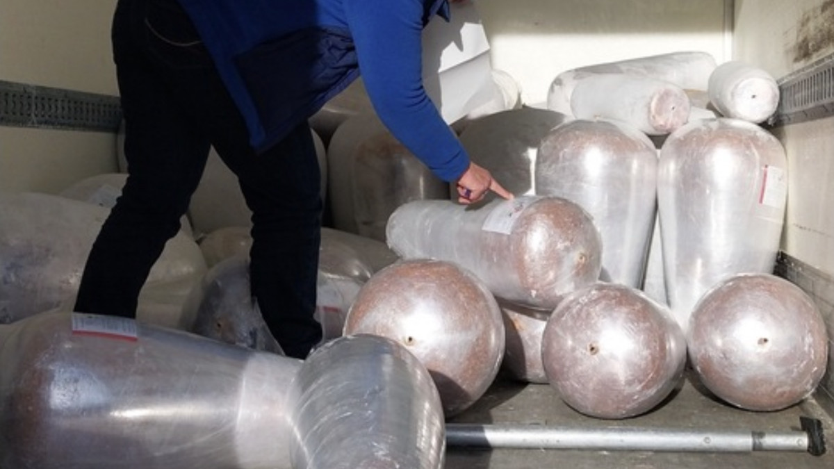 Zoll-stoppt-D-ner-Transport-auf-der-A2