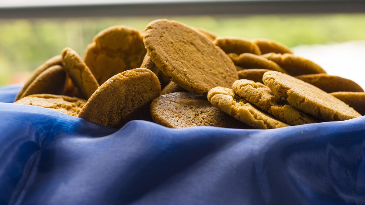 Zu-viel-Blaus-ure-Diese-Mandelkekse-besser-nicht-essen-