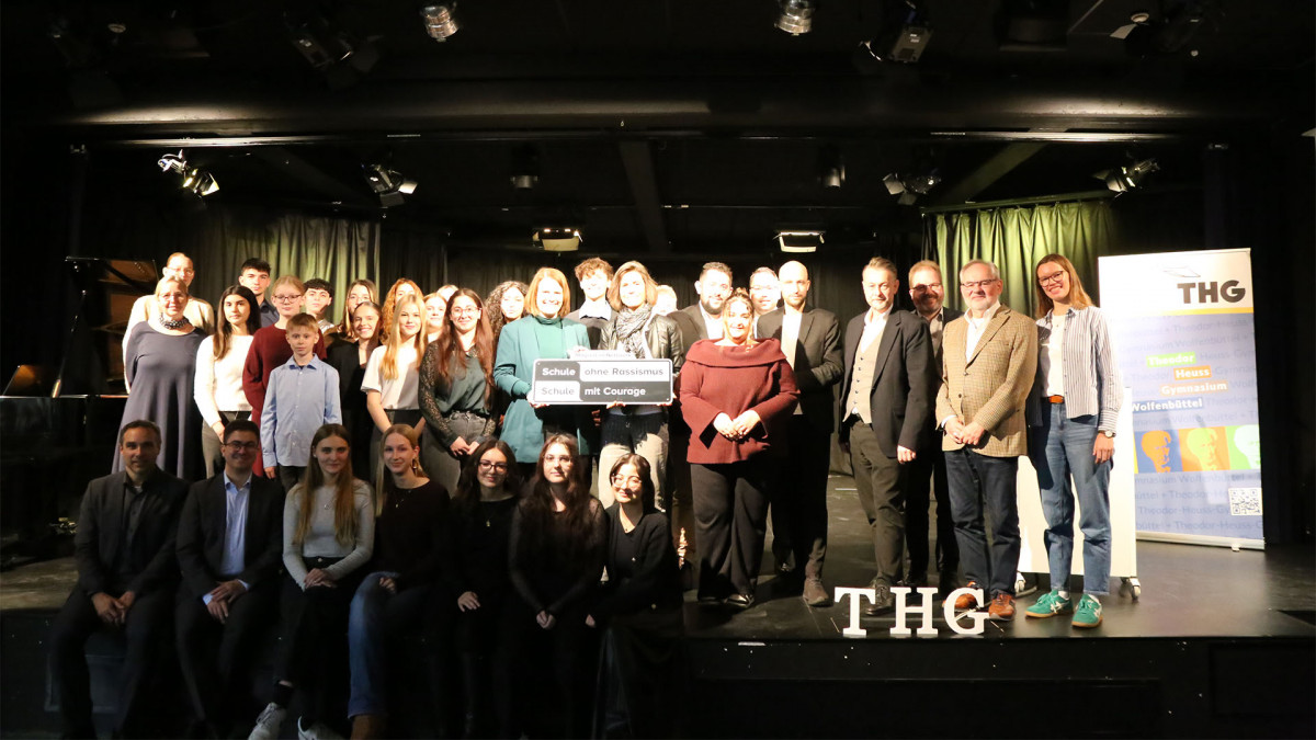 Theodor-Heuss-Gymnasium-wird-Schule-ohne-Rassismus-