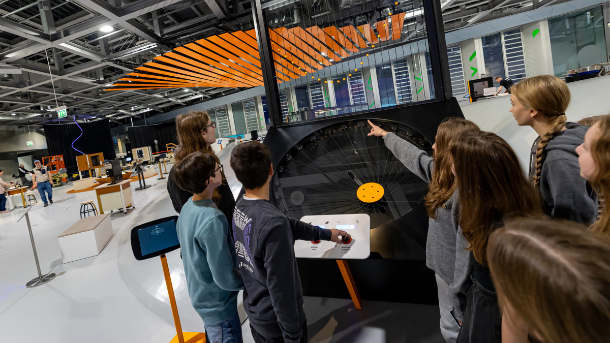 Nach-Neugestaltung-Gro-e-Wiederer-ffnung-im-phaeno