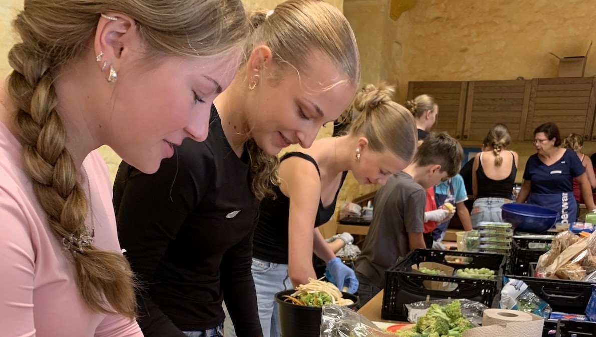Sch-ler-des-Anna-Sophianeum-setzen-Zeichen-gegen-Lebensmittelverschwendung