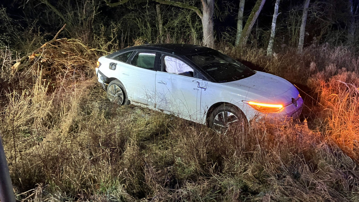 Wegen-massiver-Gl-tte-Unfall-auf-der-L297