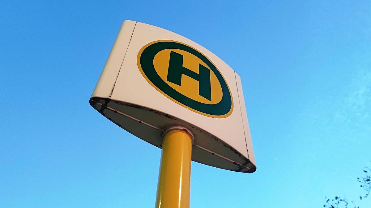 Haltestellen-in-Neindorf-gesperrt-Buslinien-werden-umgeleitet