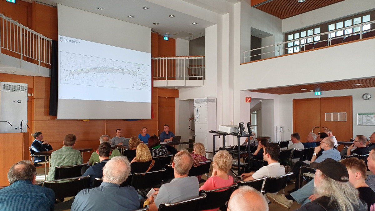 Ausbau-des-Sonnenwegs-Zwei-Varianten-im-Gespr-ch
