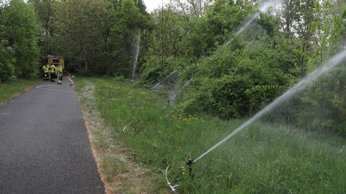 Kreisfeuerwehr-Goslar-testete-neue-L-schtechnik-bei-Waldbr-nden