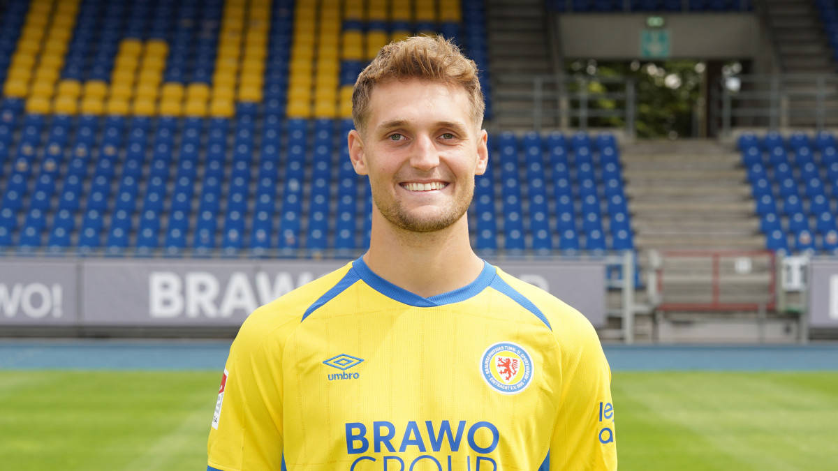 Eintracht-Nach-Roter-Karte-Sperre-f-r-Frenkert-steht-fest