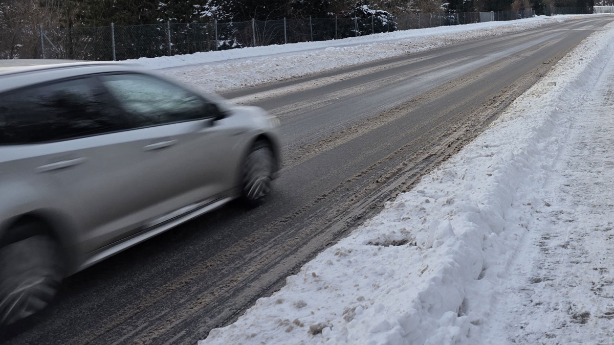 Allwetterreifen-bei-Eis-und-Schnee-Erlaubt-oder-riskant-