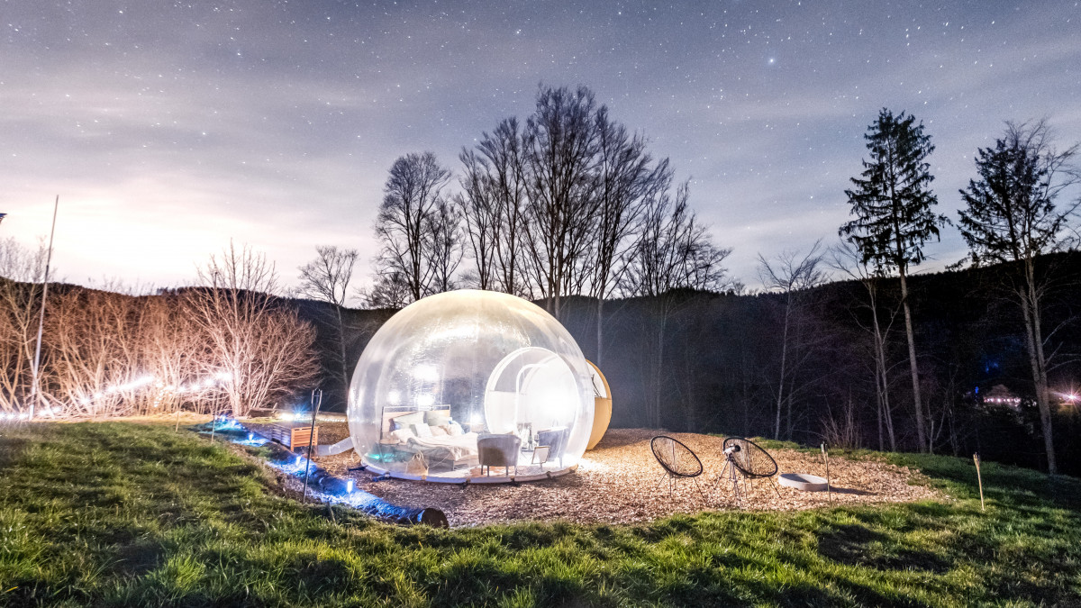 Glamping-deluxe-Region-bekommt-erstes-Bubble-Hotel-
