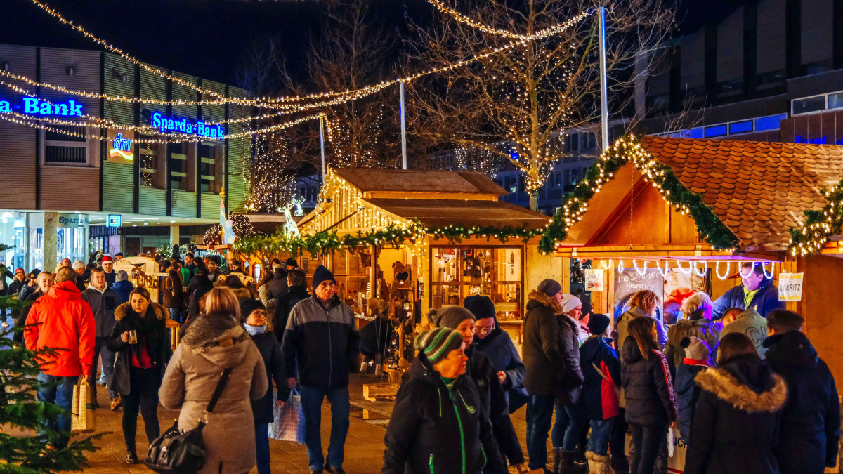 Weihnachtsmarkt-Auch-Hobbyhandwerker-sind-als-Standbetreiber-gefragt