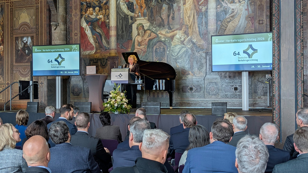 F-r-diese-Veranstaltung-in-Goslar-reisen-knapp-1800-G-ste-an